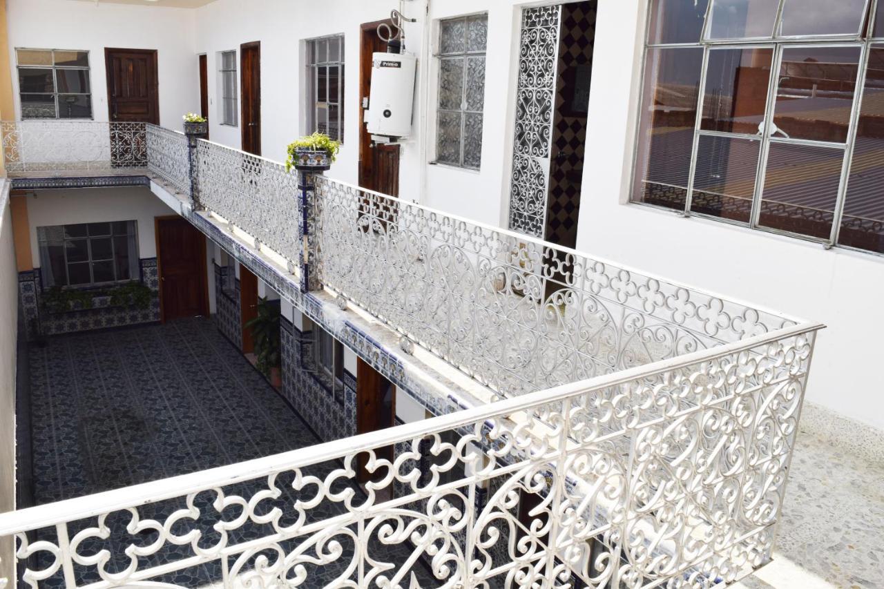 Casa Del Centro Bed & Breakfast Morelia Exterior photo
